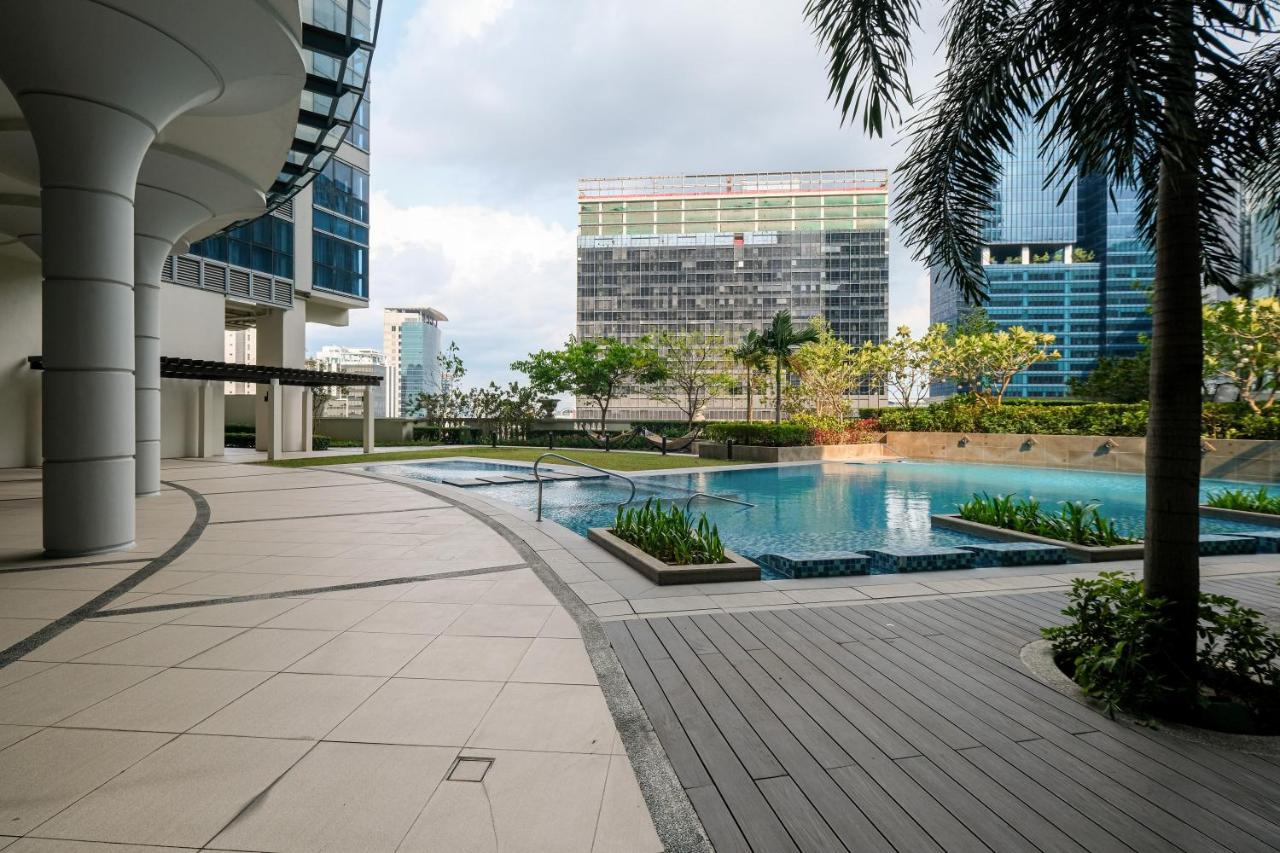 Cityscape View 2Br In Uptown Bgc W 200Mbps Wifi Taguig Dış mekan fotoğraf