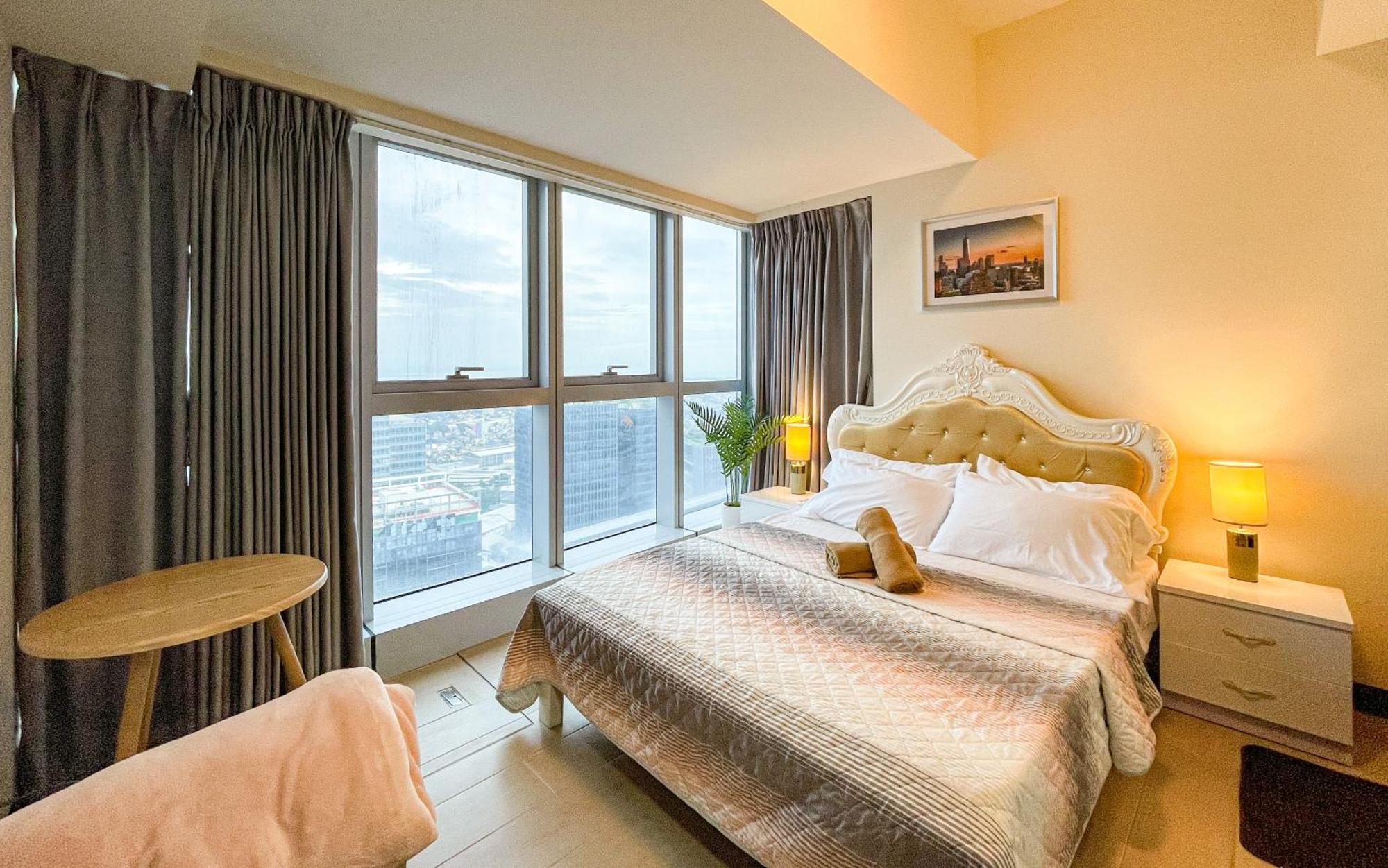Cityscape View 2Br In Uptown Bgc W 200Mbps Wifi Taguig Dış mekan fotoğraf